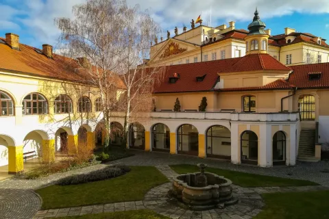 Slavnostní předávání maturitních certifikátů absolventům česko-italské sekce